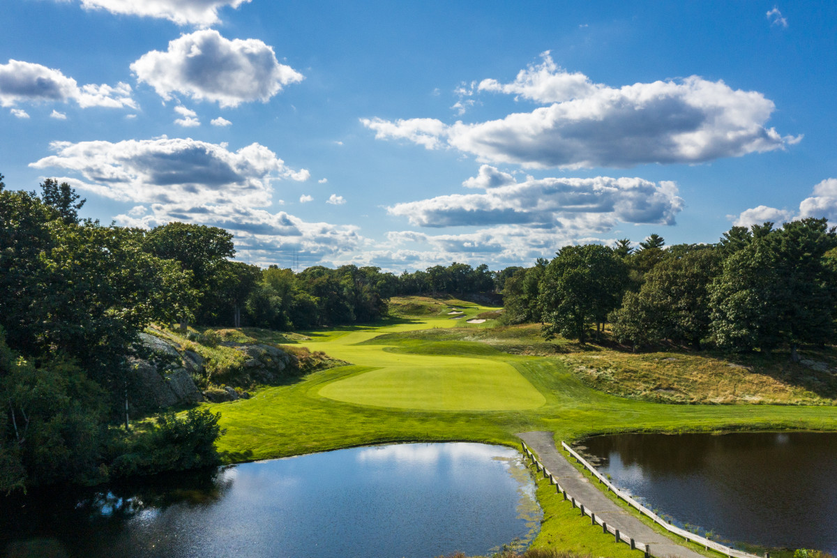 The Country Club | Hole 10